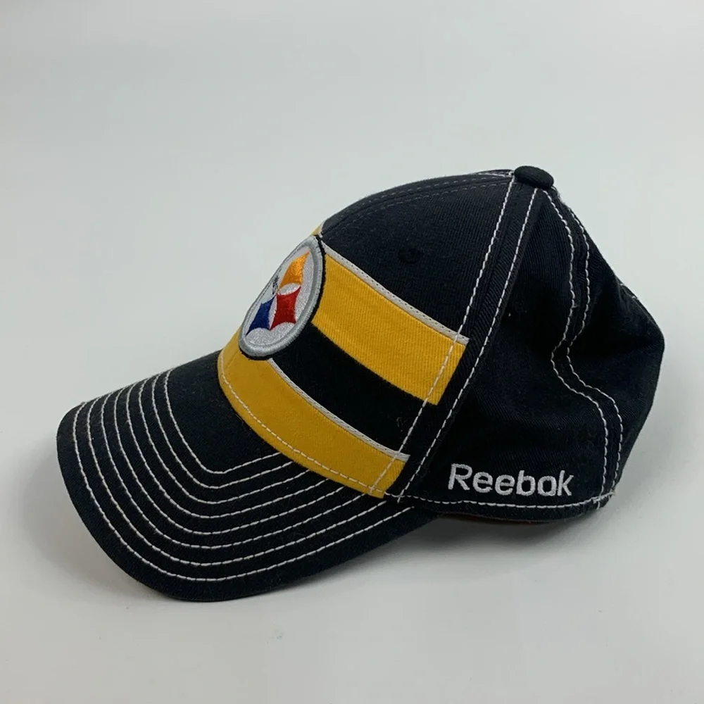 Pittsburgh Steelers Football retro hat cap Fitted Size S/M Black Gold